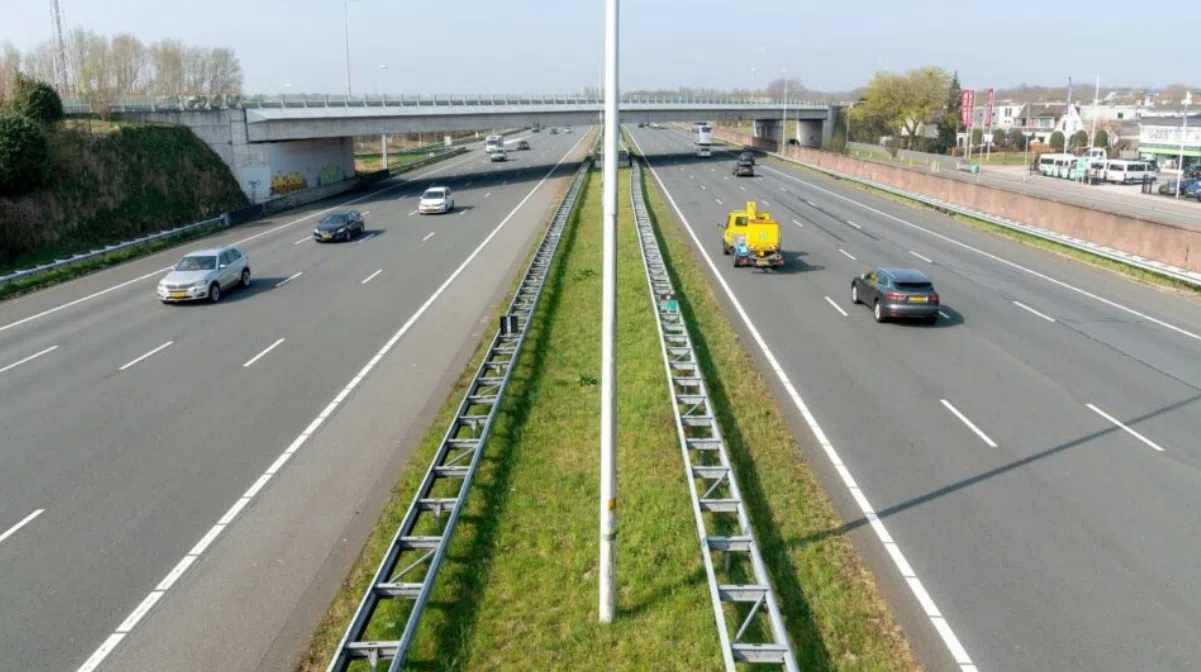 XR heeft schijt aan de rechter en gaat opnieuw de A12 blokkeren