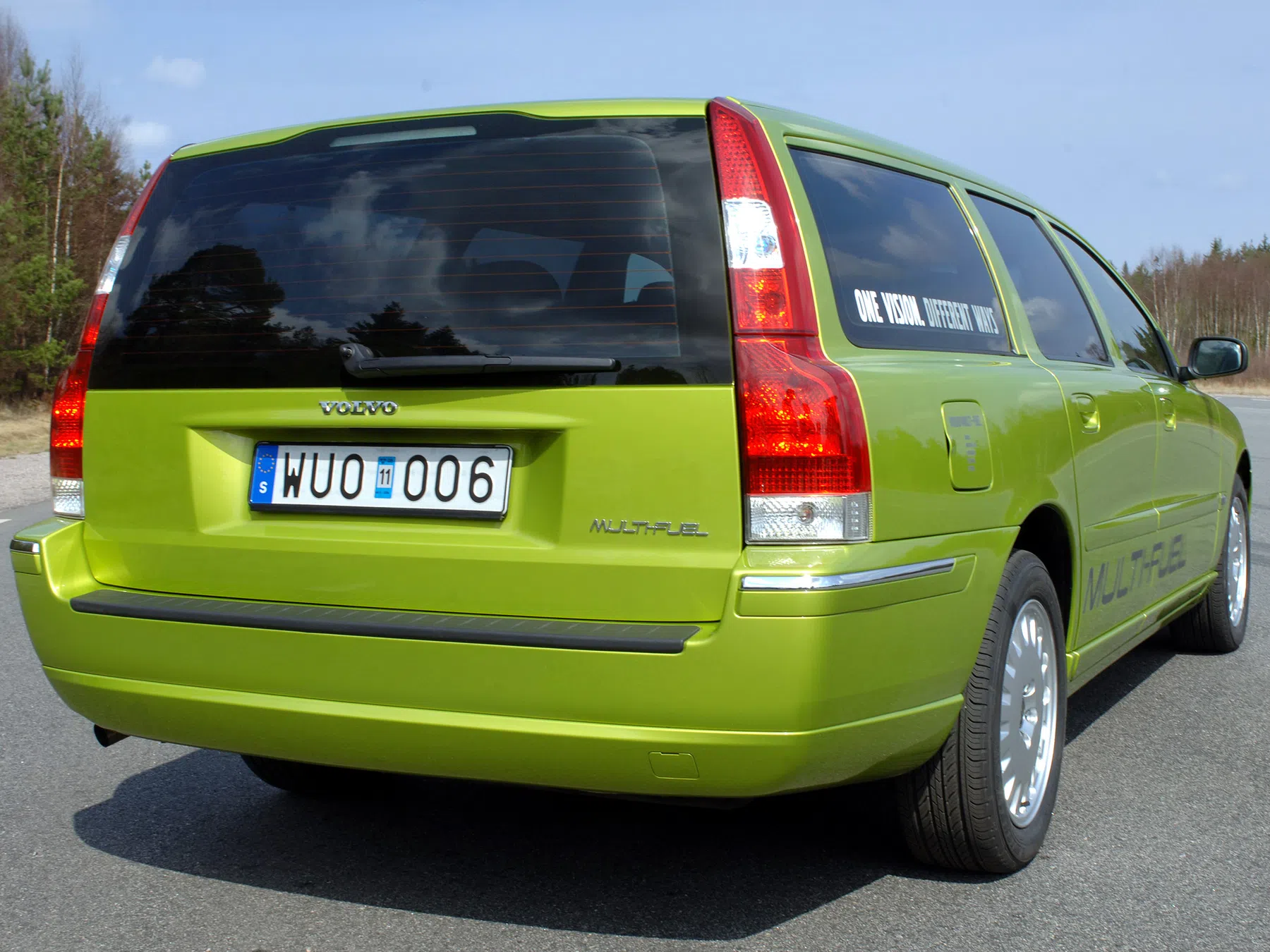 Volvo V70 krijgt fraai ogende led-achterlichten van VParts