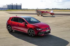 The supply of sporty petrol cars in the Netherlands is shrinking rapidly