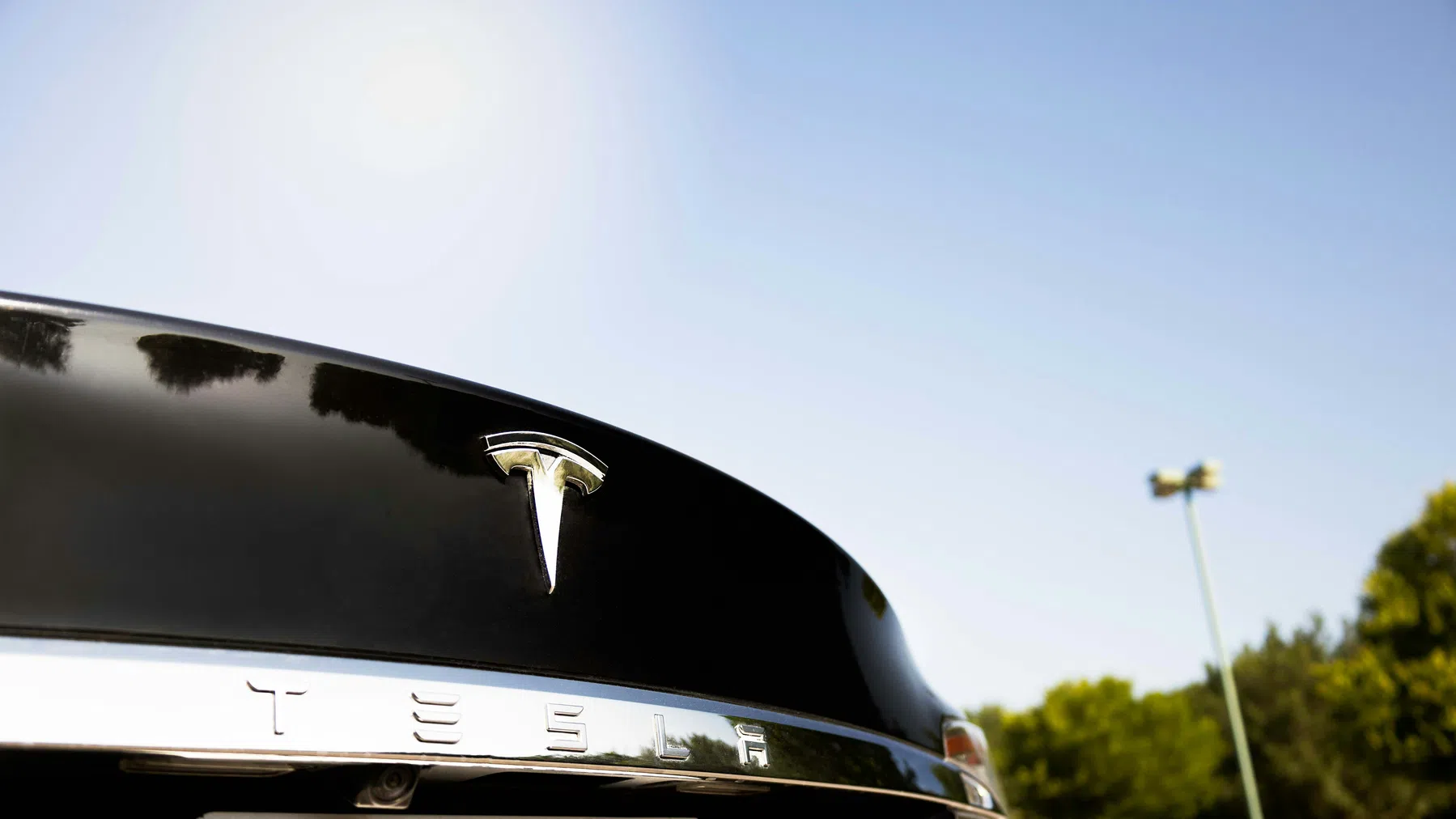 Tesla belandt opnieuw in de rechtbank wegens racisme