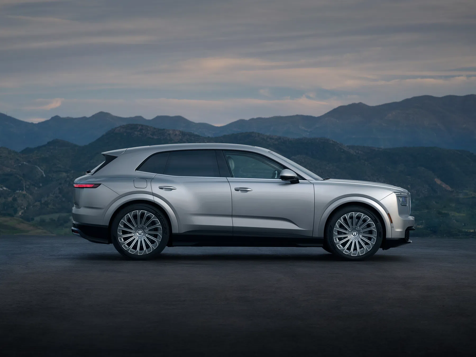 Bentley Torcal maakt nu al rondjes in Londen
