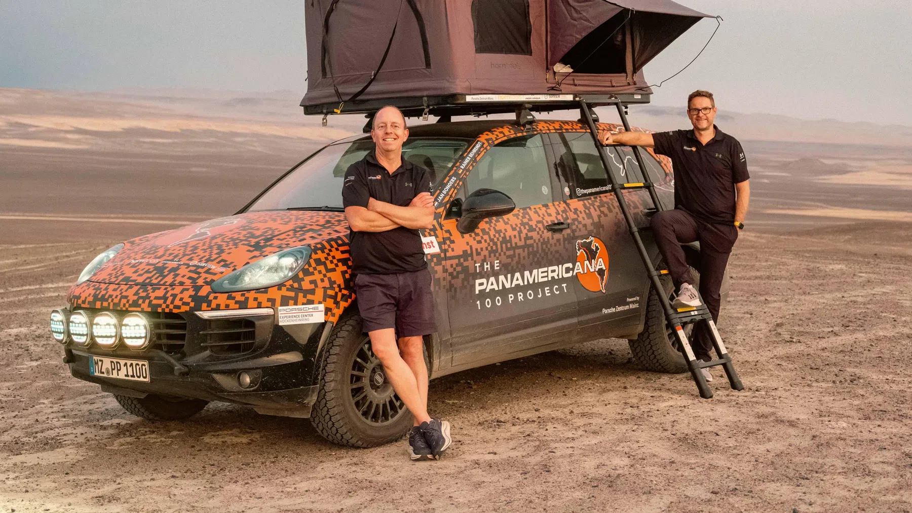 Jan (57) maakt roadtrip van 41.000 kilometer met een Porsche Cayenne