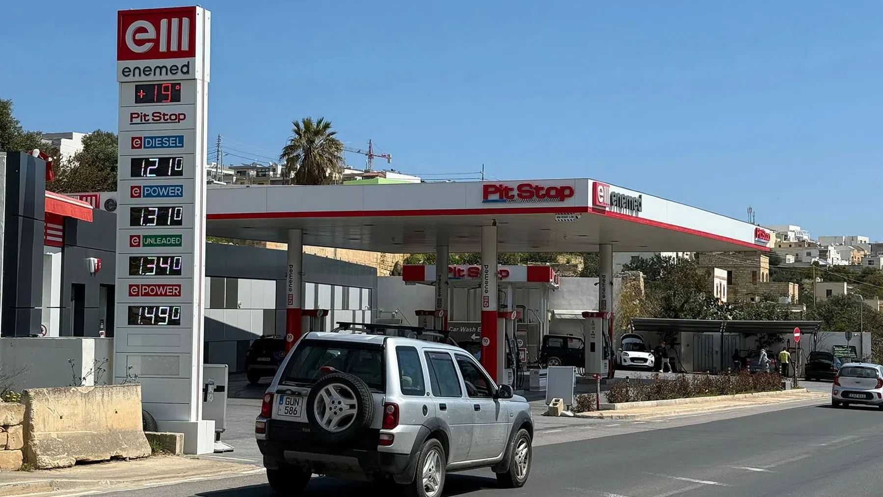 In dit EU land betaal je volgend jaar maar 1,34 euro voor een liter benzine