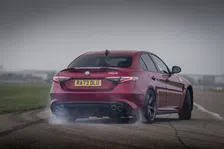 Thumbnail for article: Lijstje: deze auto's van nu zijn de moderne klassiekers van morgen