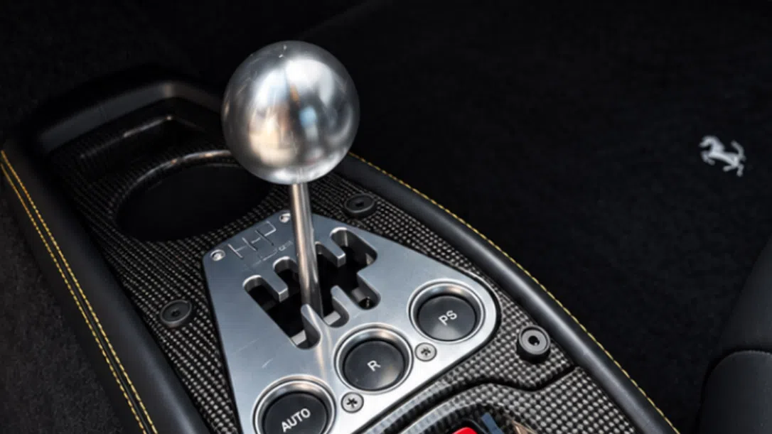 Neppe handbak nu te krijgen op álle supercars met dubbele koppeling