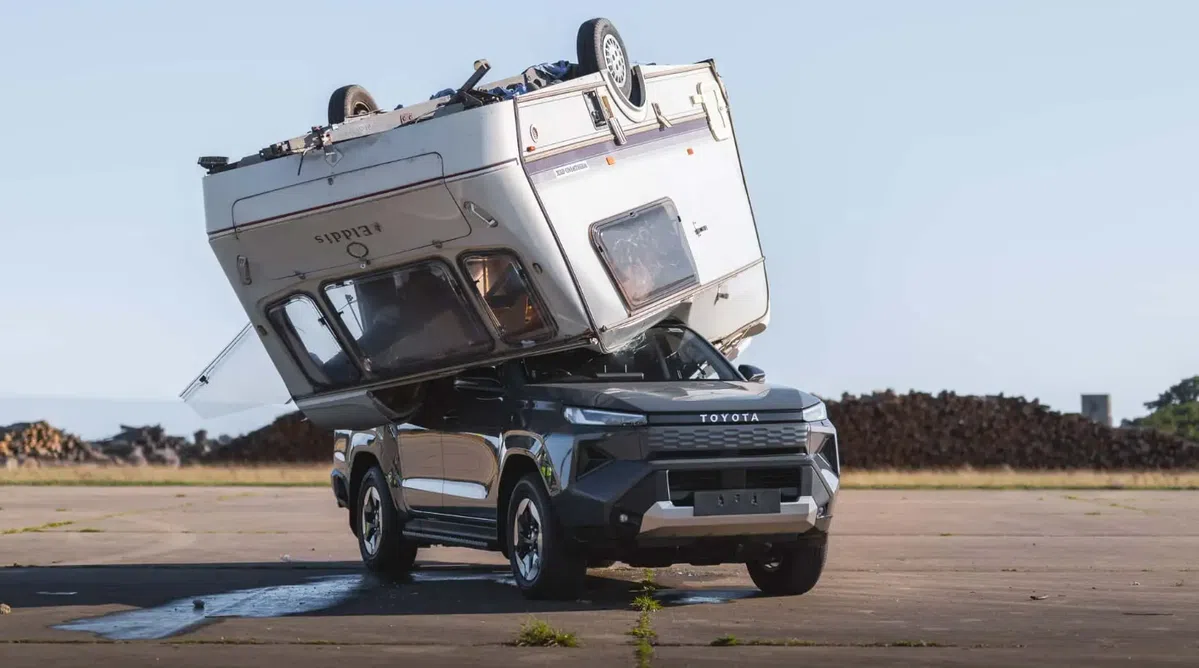 Toyota doet Top Gear: is de nieuwe Hilux net zo onverwoestbaar?