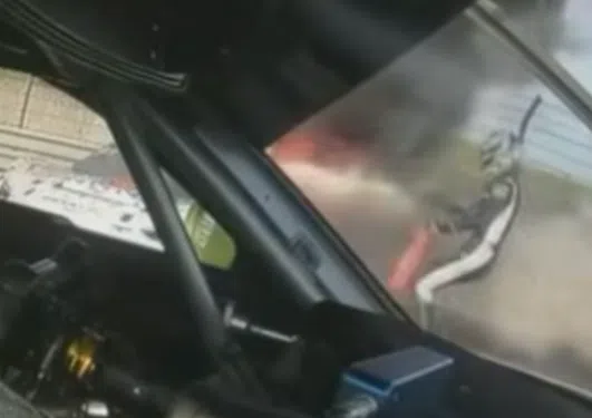Deze Nederlandse coureur redde een leven en krijgt bizar cadeau