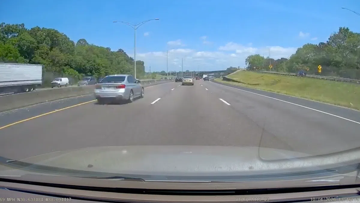 Haastige BMW richt ravage aan