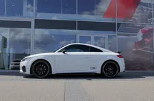 Anastasia liet een F-Type en Cayman staan voor deze Audi TTS #MijnAuto